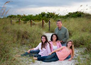 Portrait Style Our Environmental Style portrait studies are created in a location that reflects your family’s lifestyle.